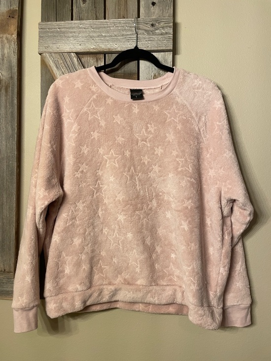 Cuddl Duds Sweaters - Cuddl Duds Plush Star-Pattern Crewneck Sweater - Light Pink
